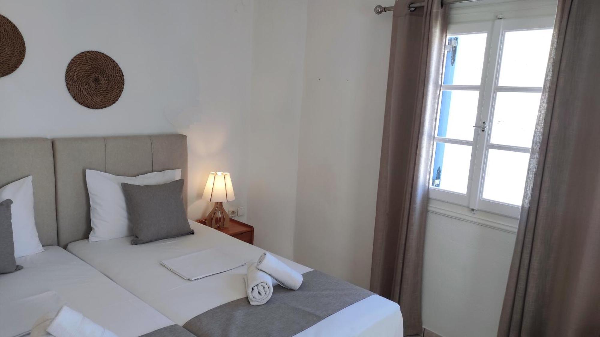Astrofegia Rooms And Apartments Kamares  Extérieur photo
